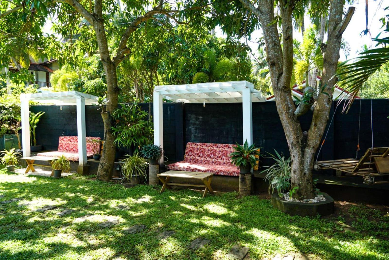 Cozy House Hotell Udawalawe Exteriör bild